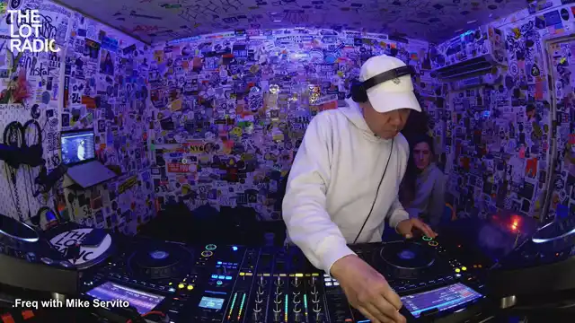 Episode 6UN56AEvZjUQ4QOCp7Ih52 Thumbnail 5