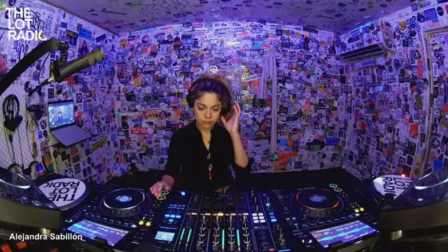 Episode 2jFjUoacWfbAJXsJwgIRX5 Thumbnail 4