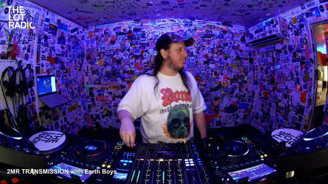 2MR TRANSMISSION with Earth Boys