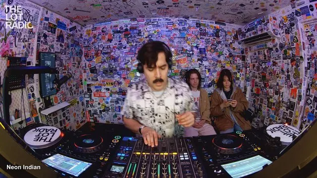 Episode 59wYWK6FArhNxeLdvYZsGO Thumbnail 1