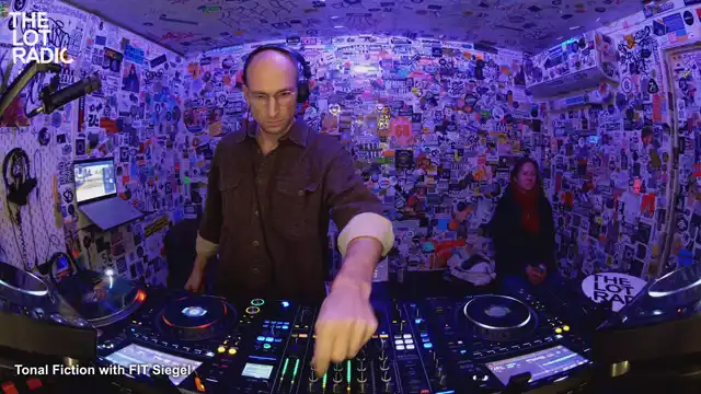 Episode 6LdwoeXy9A66aK15cJJmCi Thumbnail 5