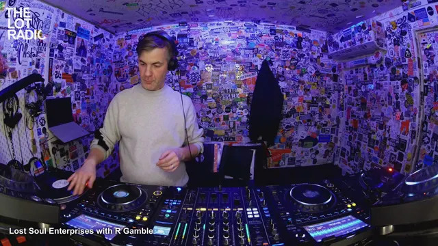 Episode 53GnAf94JF3NXUS5Mc4h6S Thumbnail 2