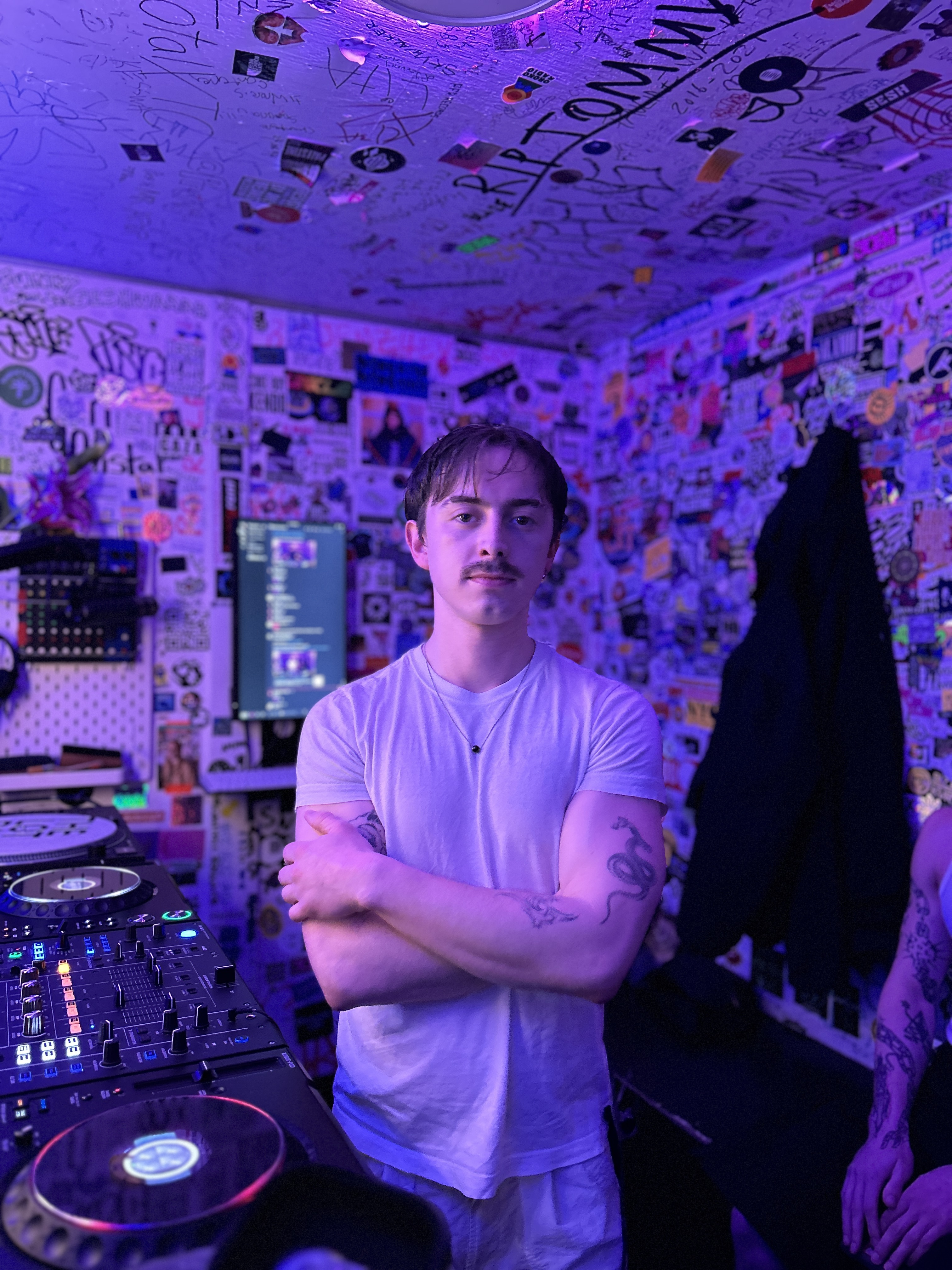 42gsr601s2jqntg5nd51f16e53