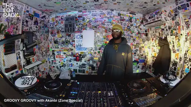 Episode 1JTttCXM7BO3N9Y425Tl89 Thumbnail 4