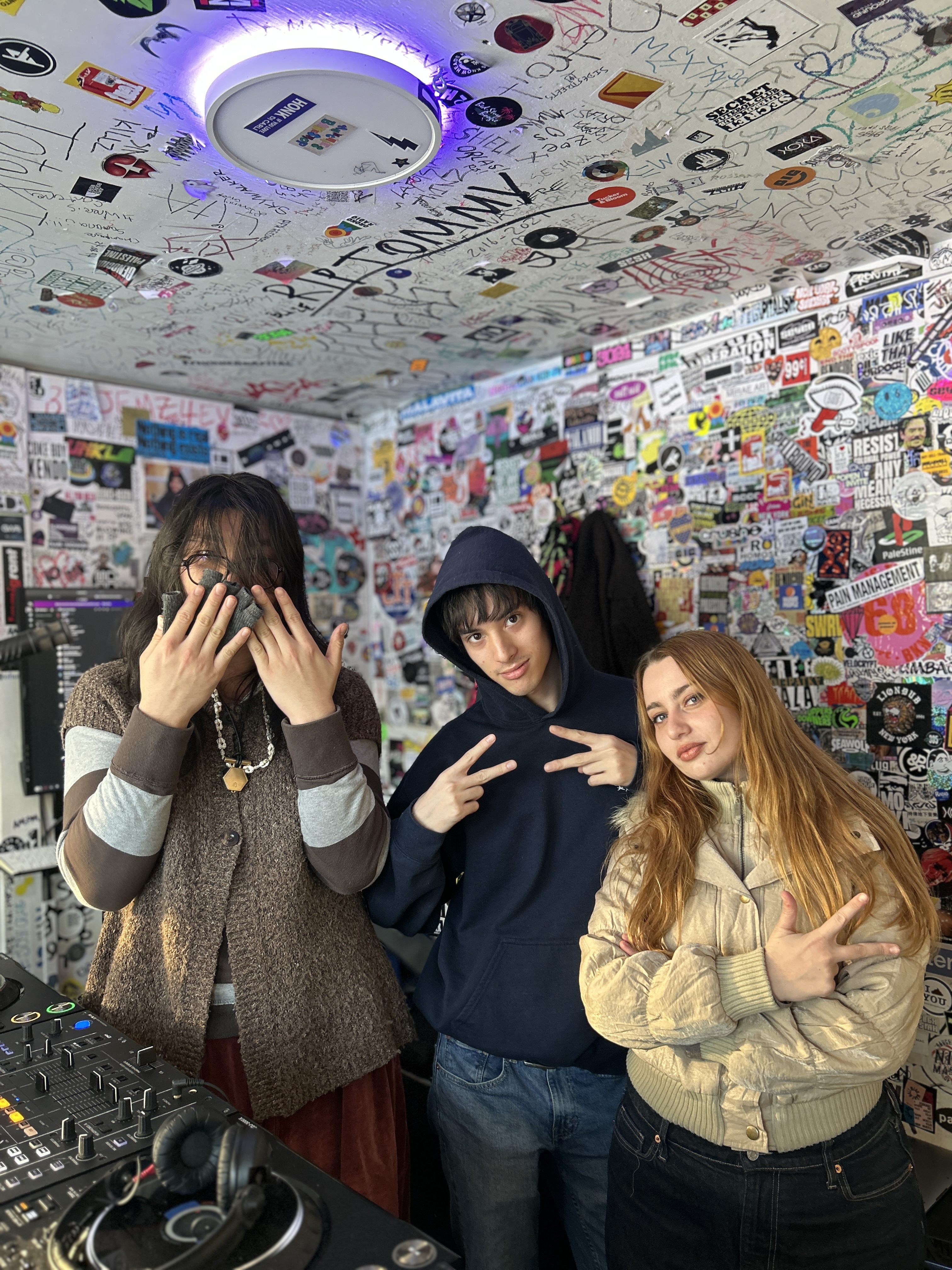 2vbnamrvrs41knn3pc51aukcqs_20260129T200000Z