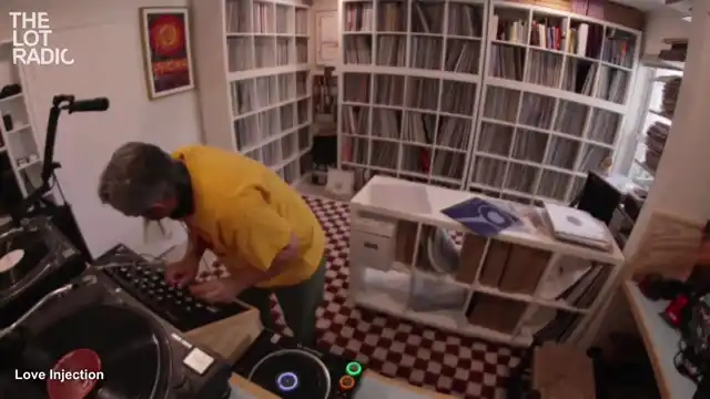 Episode 1WurgqVIPhxZfvj6DQuUDw Thumbnail 4