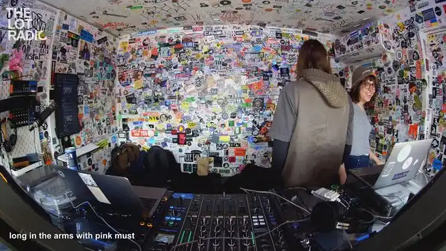 Episode 77H6L2jvHwuqAScZqDSzeP Thumbnail 4