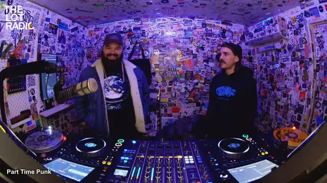 Episode 3q9ytFjzhDGkHG62MkJ5EN Thumbnail 2