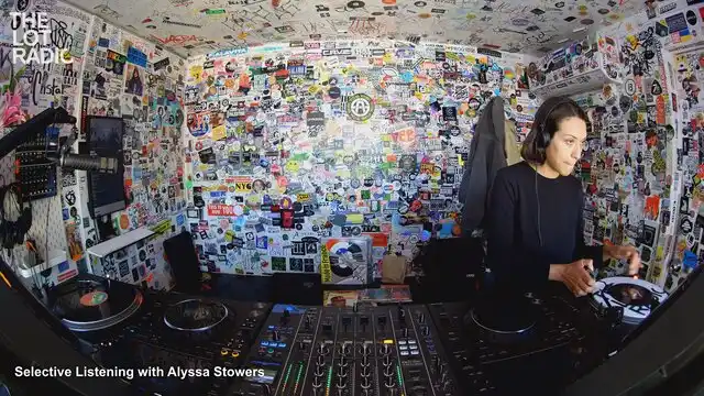 Episode 3SPho2l2156wcPbHu4oLYS Thumbnail 2