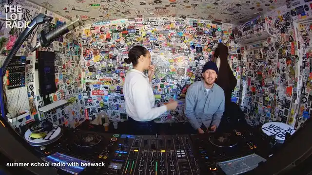 Episode 2ib4Nu0G1ekTsrtAgCHgFk Thumbnail 3