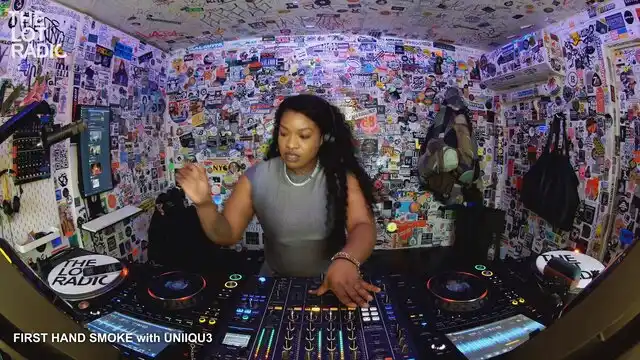 Episode 3j4j7vyfcZ8AhfzaDIbW6B Thumbnail 4