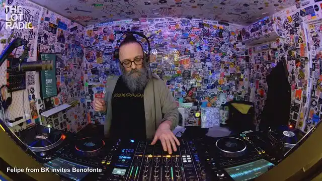 Episode 6aUQsy9Rae0YEdjSfODz43 Thumbnail 5