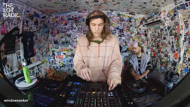 Episode 6DzUV9YGhnjKzIeSfmW0Sw Thumbnail 2