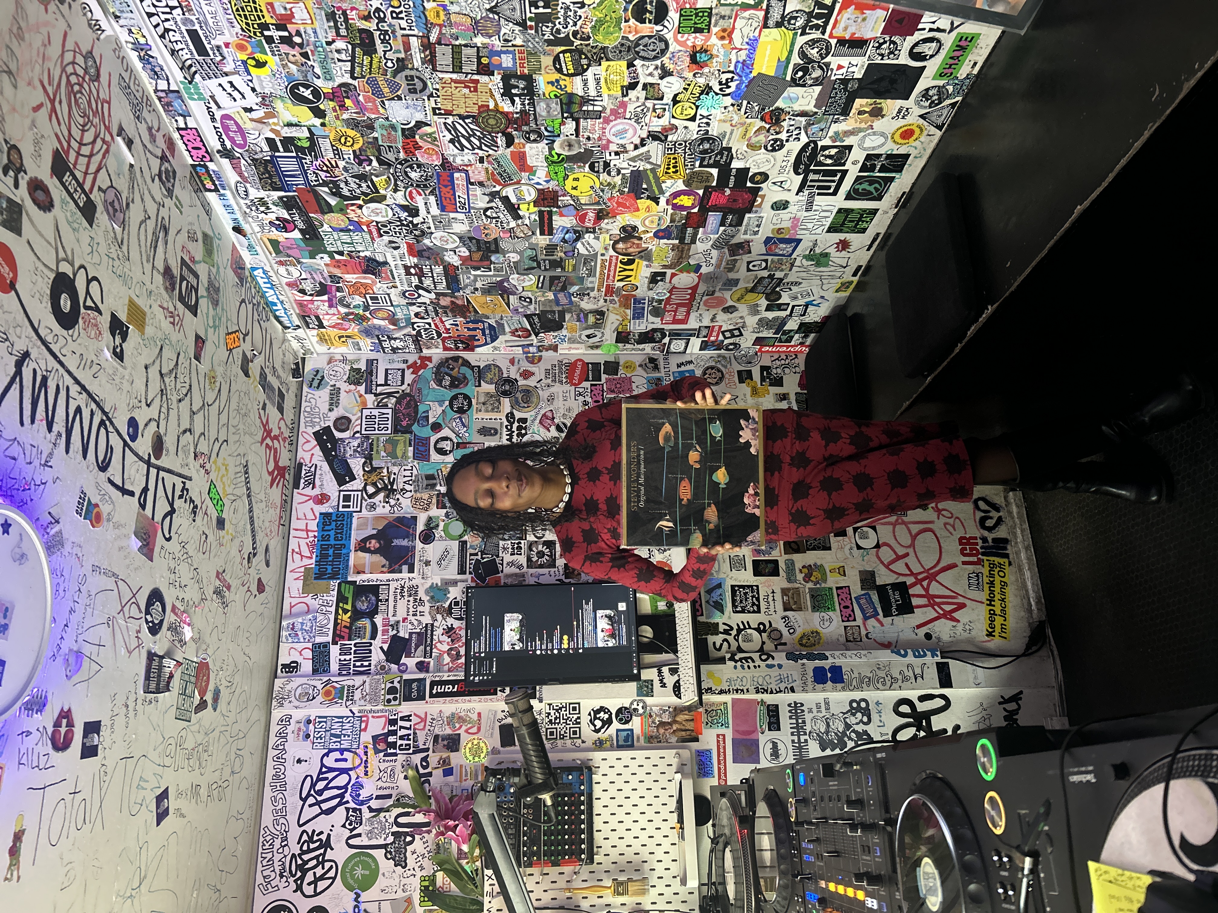 0bp9nb0hkn9s1obrc32uj4h758_20260215T200000Z