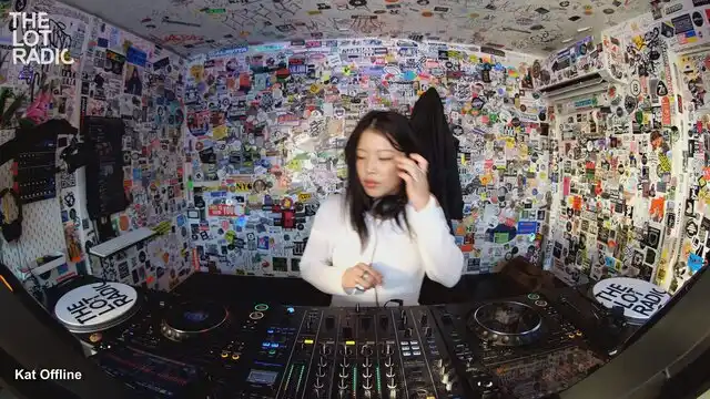 Episode 261zmwYvFKRW9HAlzUthcS Thumbnail 5