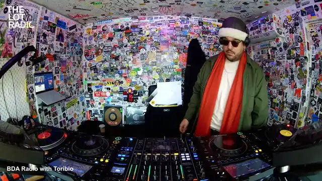 Episode 7mKhae0JcTDyf0tolFAXys Thumbnail 3