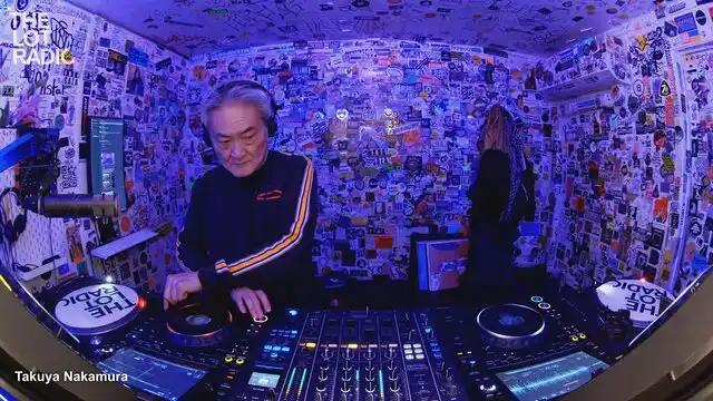 Episode 7Ck6ObfERcDpYBH2rewQZ6 Thumbnail 3