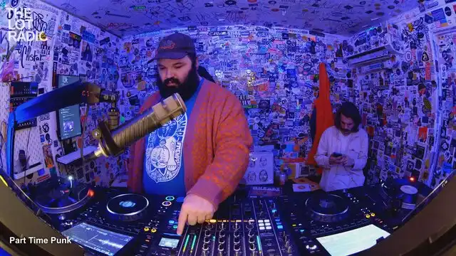 Episode 3hiaPUZHgeXn8ktC0A4fIC Thumbnail 3