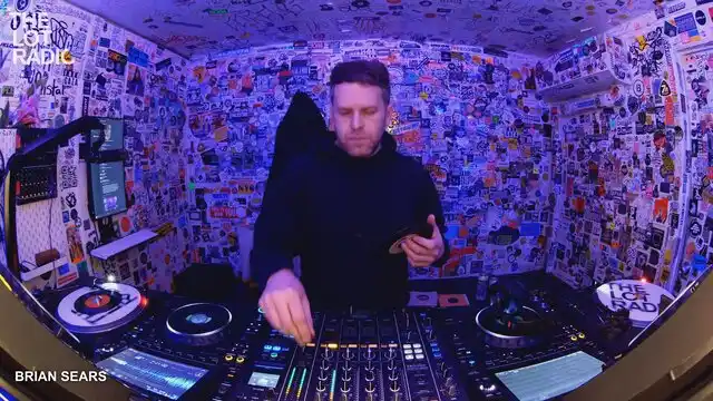 Episode BR8uyuodTcNXSB36VF57f Thumbnail 3