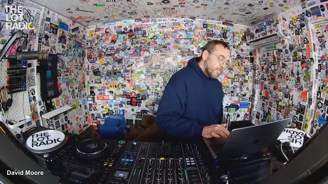 Episode 1DJIcmqLhagK7zLczsIwpT Thumbnail 2