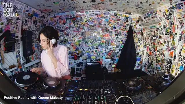 Episode 28dn0DafYO6vMbIhSgGG9o Thumbnail 5