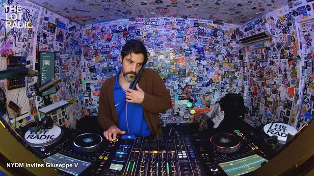 Episode 6zQaDwsUuXIteME4tLdeNs Thumbnail 1