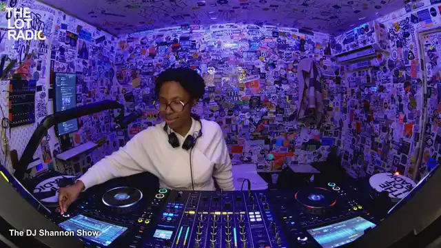 Episode 2IKMLUb7FFtI1fe9lQFOf3 Thumbnail 3