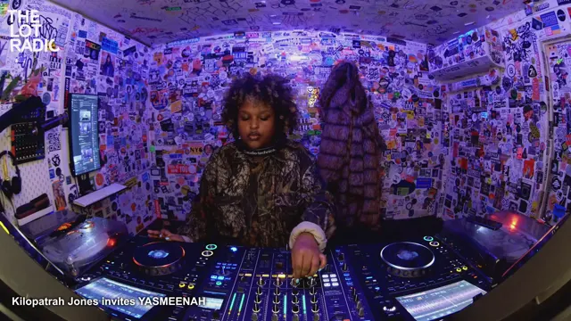 Episode 76mK2mLq5mlavVWVJroXV3 Thumbnail 1