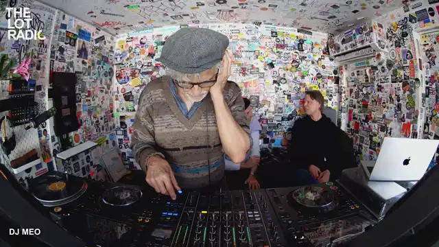 Episode 54nQNrxL4XL2w1ZYeuUGgy Thumbnail 3