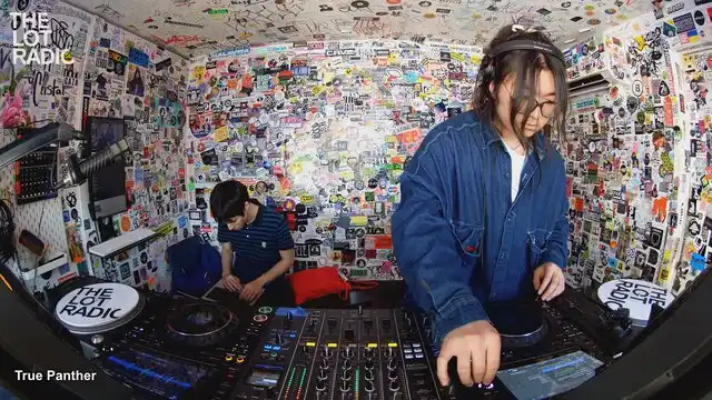 Episode 4W4gWw6u2K4U3OYlHke9GU Thumbnail 5