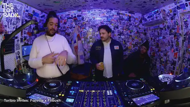 Episode 2Tm0QnGlYHAyGqEWwRuK12 Thumbnail 3