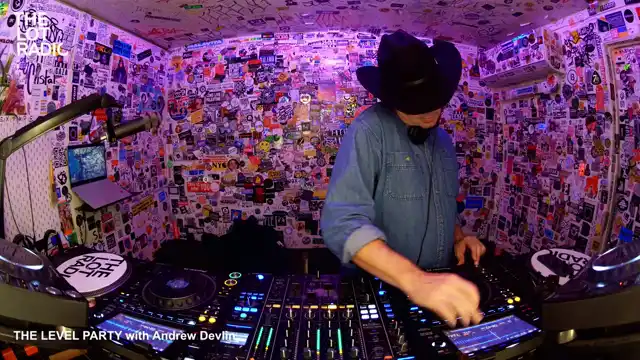 Episode en6FySVLeEIVCVbdS504X Thumbnail 5