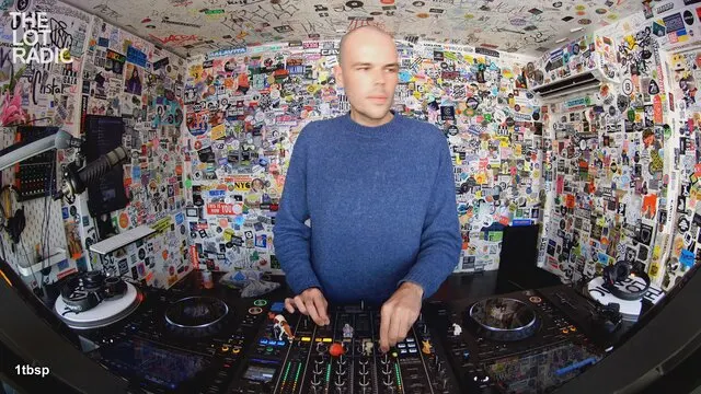 Episode 7yUeOq7BAUDiUhGZ1PBiGS Thumbnail 1