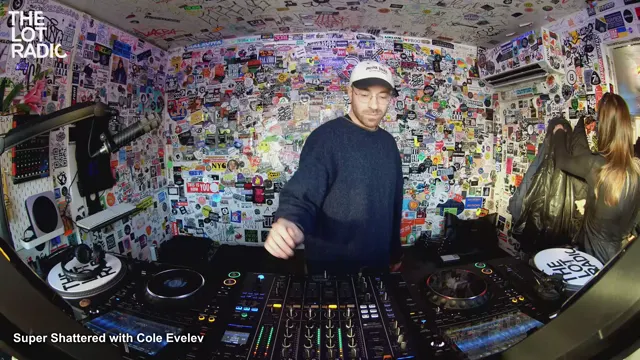 Episode 6T9tx1seZJMMSk7531MYt0 Thumbnail 2