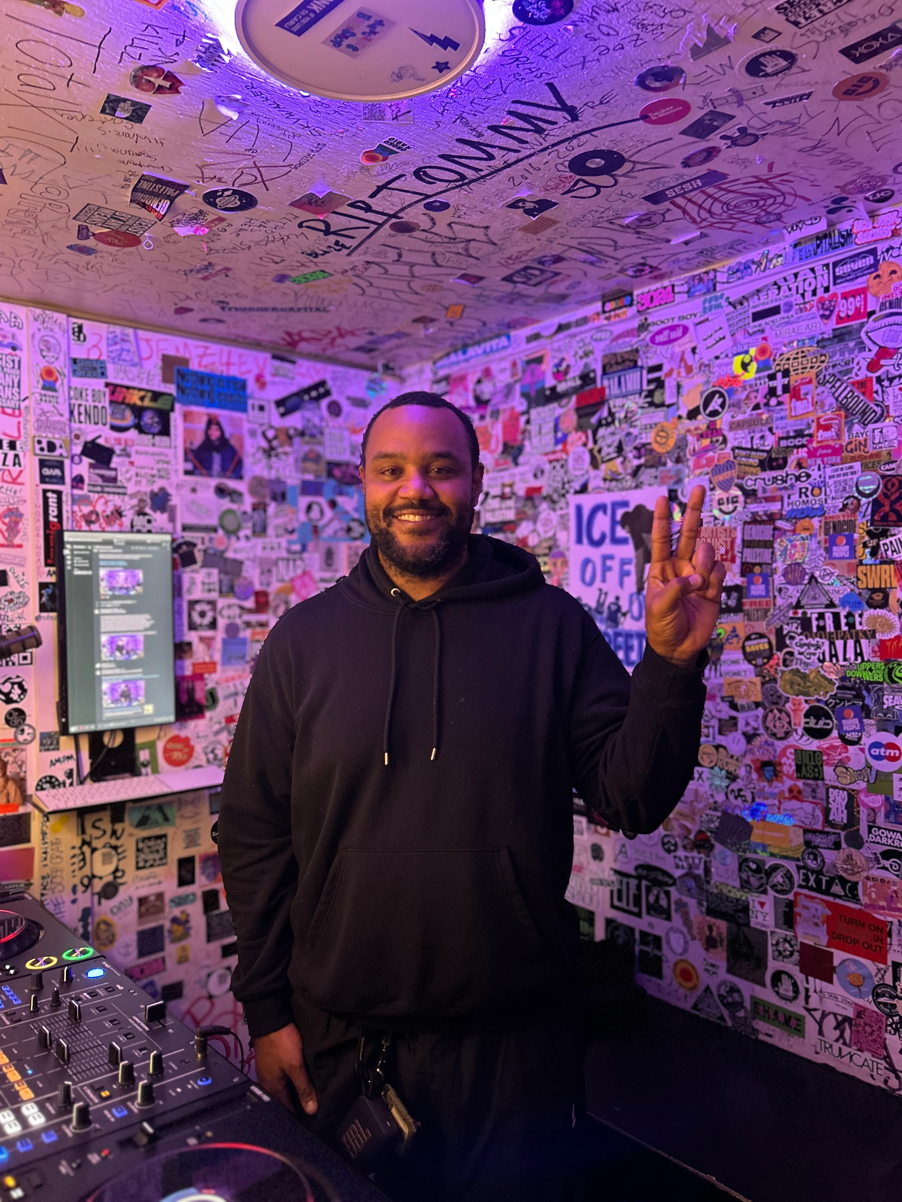 Sonic Satisfaction with oak city slums