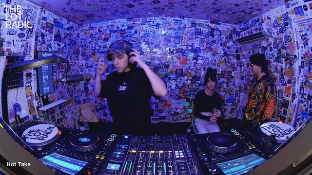 Episode BncU1nO7gemNmEJg12pkx Thumbnail 1
