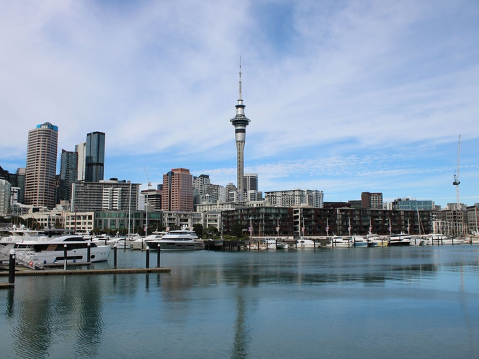 Main media for "NZ Dollar Slumps Amid Short Odds of an RBNZ Rate Cut"