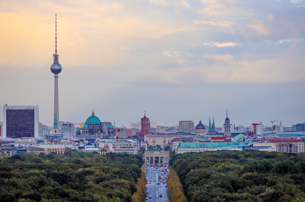 Main media for "Progress in Berlin for PM? Next stop, Paris"