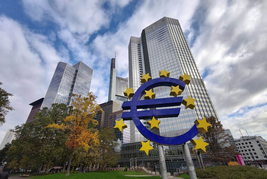 Main media for "Euro Rebounds as Bank Seeks to Help Ailing Eurozone Economy"