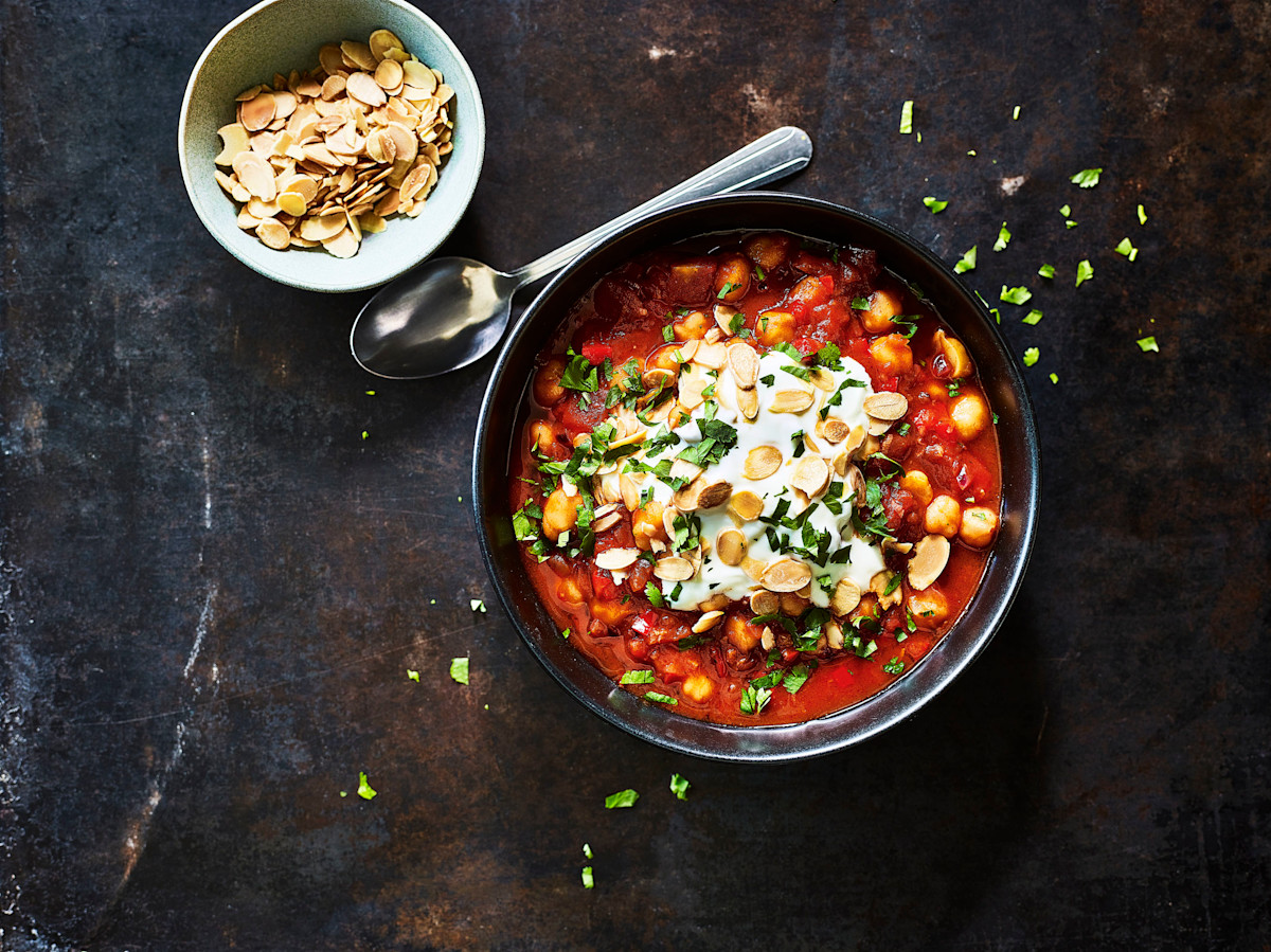 Spicy Moroccan Chickpea Stew / The Body Coach