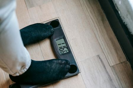 Weighing scales