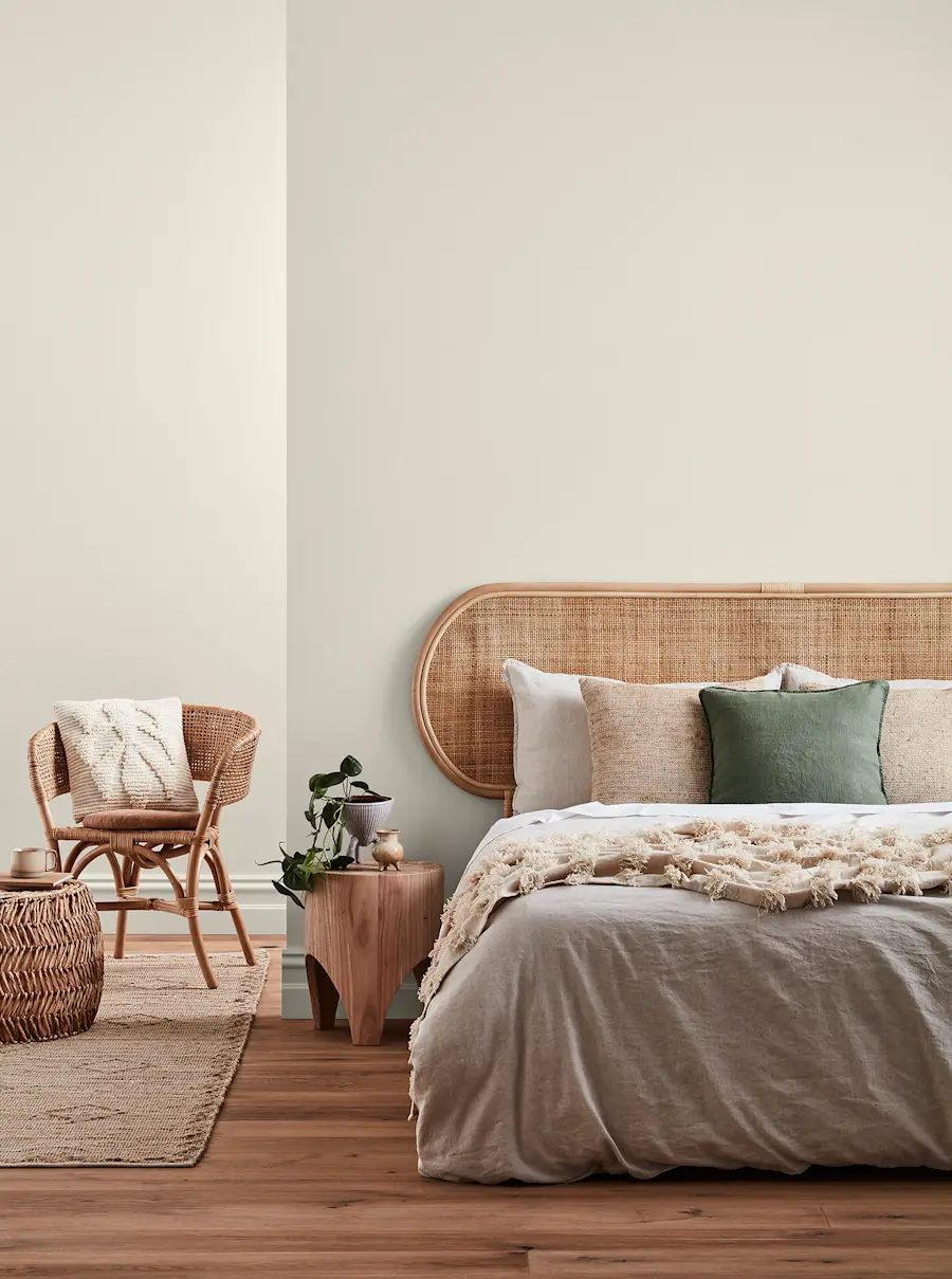 Beige Royal Quarter S15 Dulux — free download