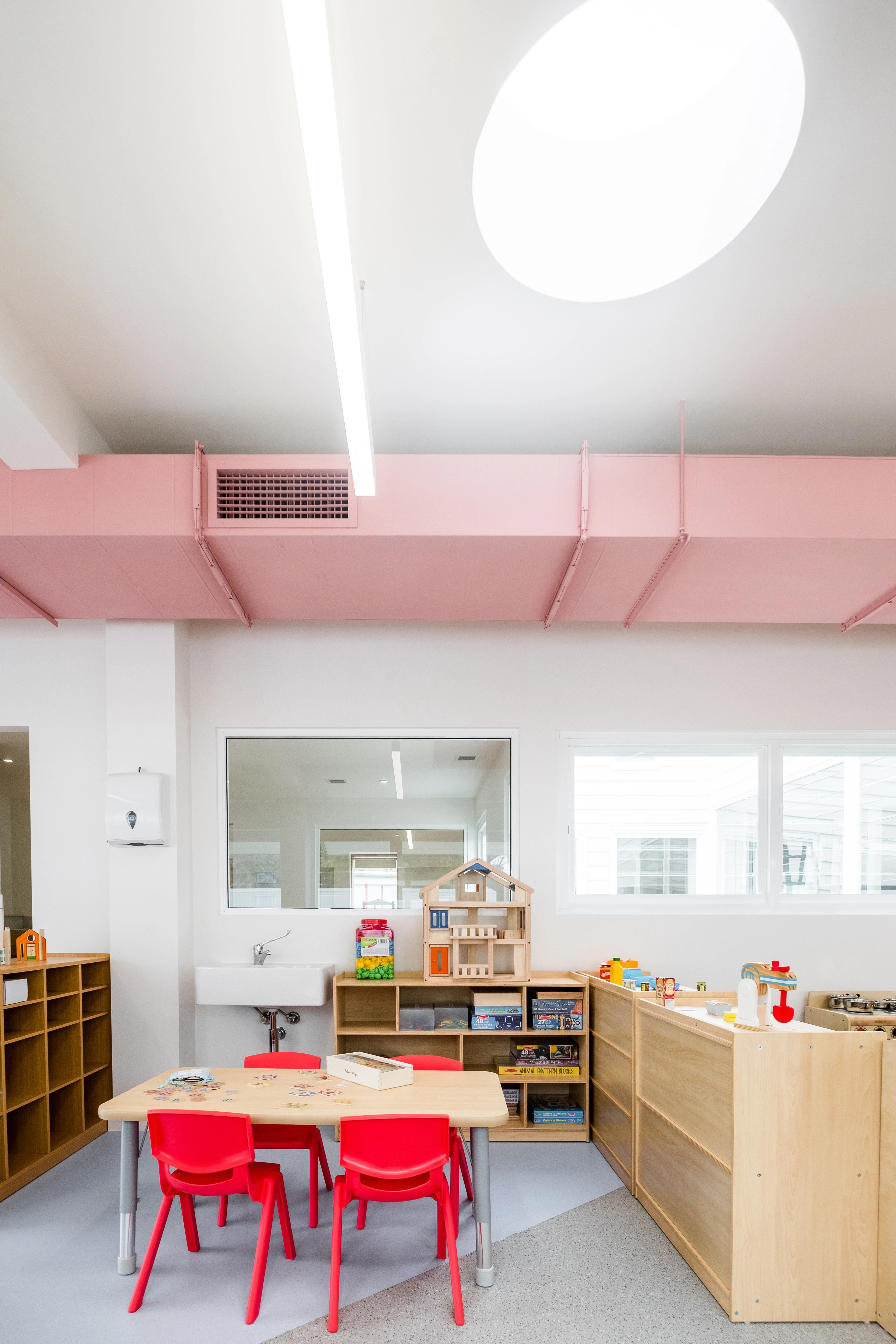 4. Dulux Colour Awards Grand Prix Australia winner: Giraffe Learning Centre  Company by Supercontext Architecture Studio.