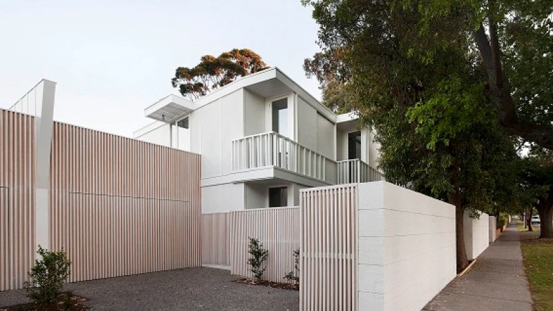 Double storey apartrment in white and pink
