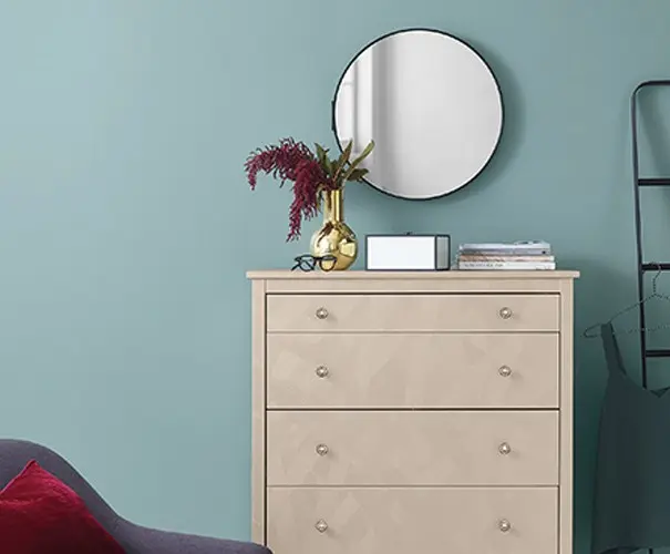 How to paint using Dulux Design Metallic & Design Pearl Effect