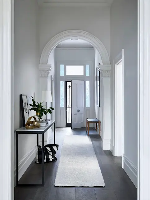 Integrate Dulux colour into your hallway | Dulux