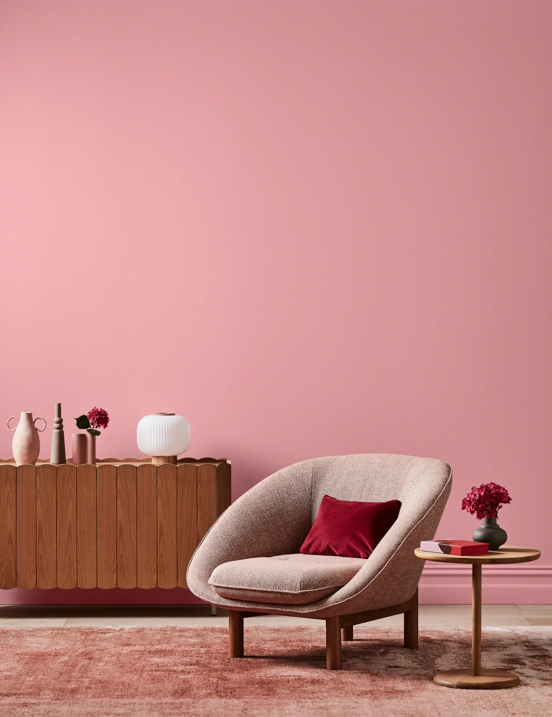 Everything in This Monochromatic House Is Painted Pink