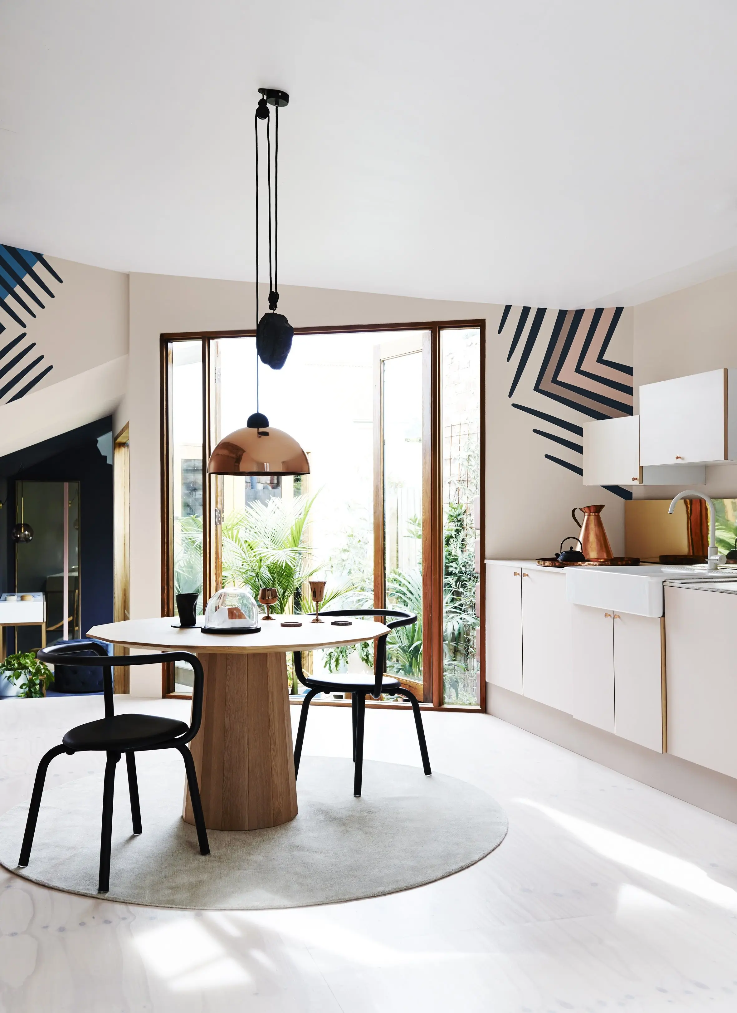 interior-kitchen-dining-stripes2