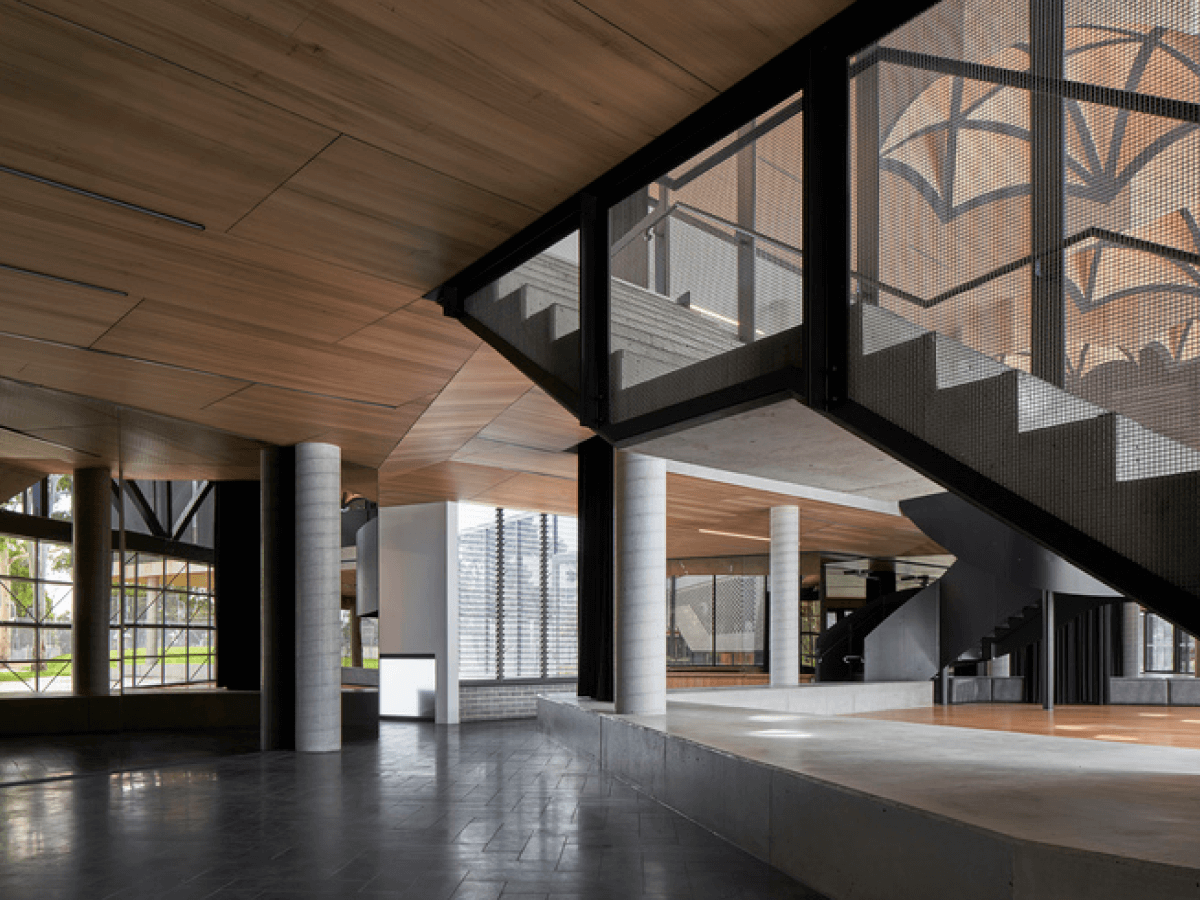 Staircase and concrete columns in indoor open space