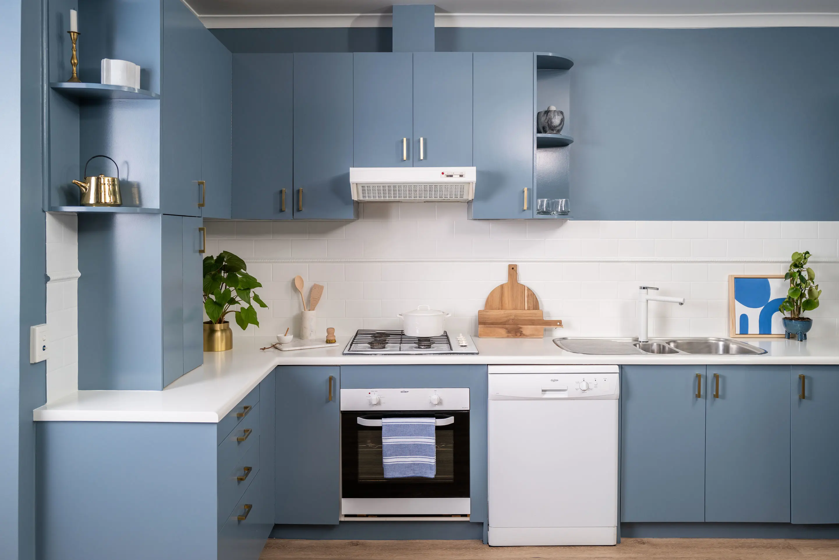 Blue and white kitchen